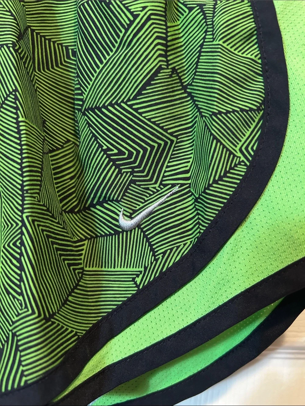 Nike Women’s XS - Neon Green Dri-FIT, Patterned Athletic Shorts w/Black Trim